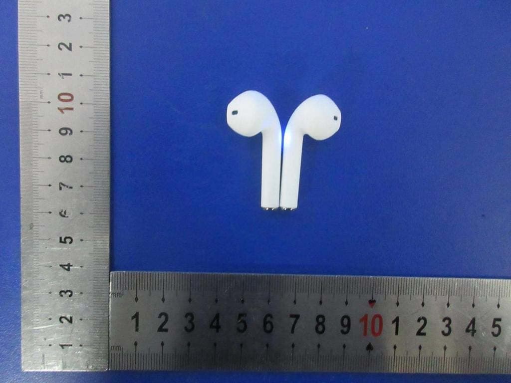 Wireless Earbuds - FCC ID 2AMZY2BUDS - HandStandsPromo LLC (5)