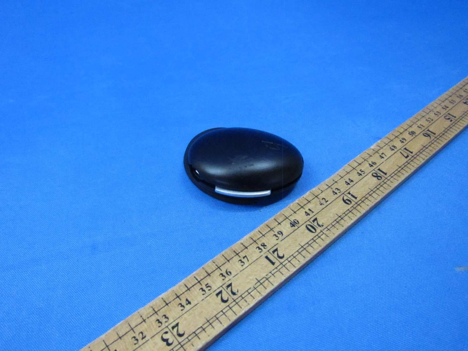 Ambassador Interpreter Earpiece - FCC ID 2AN4B-AMBASSADORI1 - Waverly Labs Inc. (2)