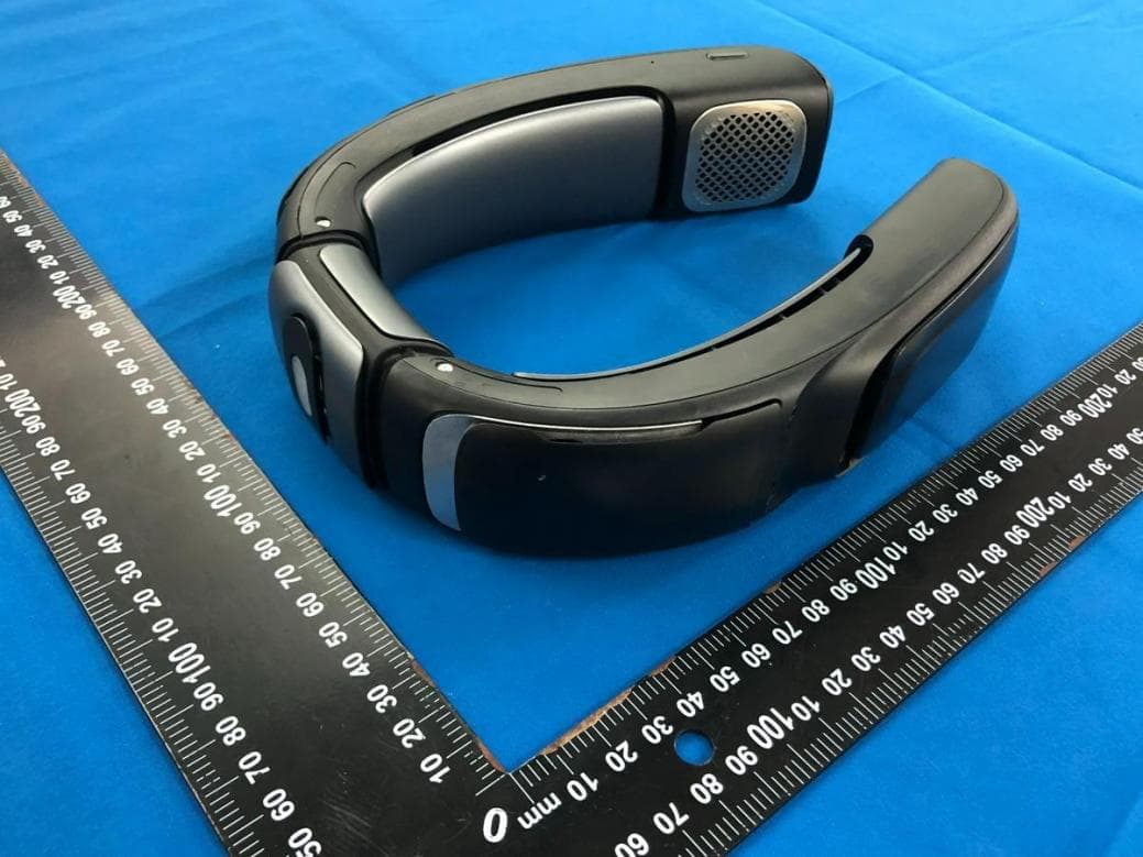 Wearable Smart Air Conditioner - FCC ID 2AN4X-FG7 - SHENZHEN RANVOO DIGITAL TECHNOLOGY CO.,LTD.