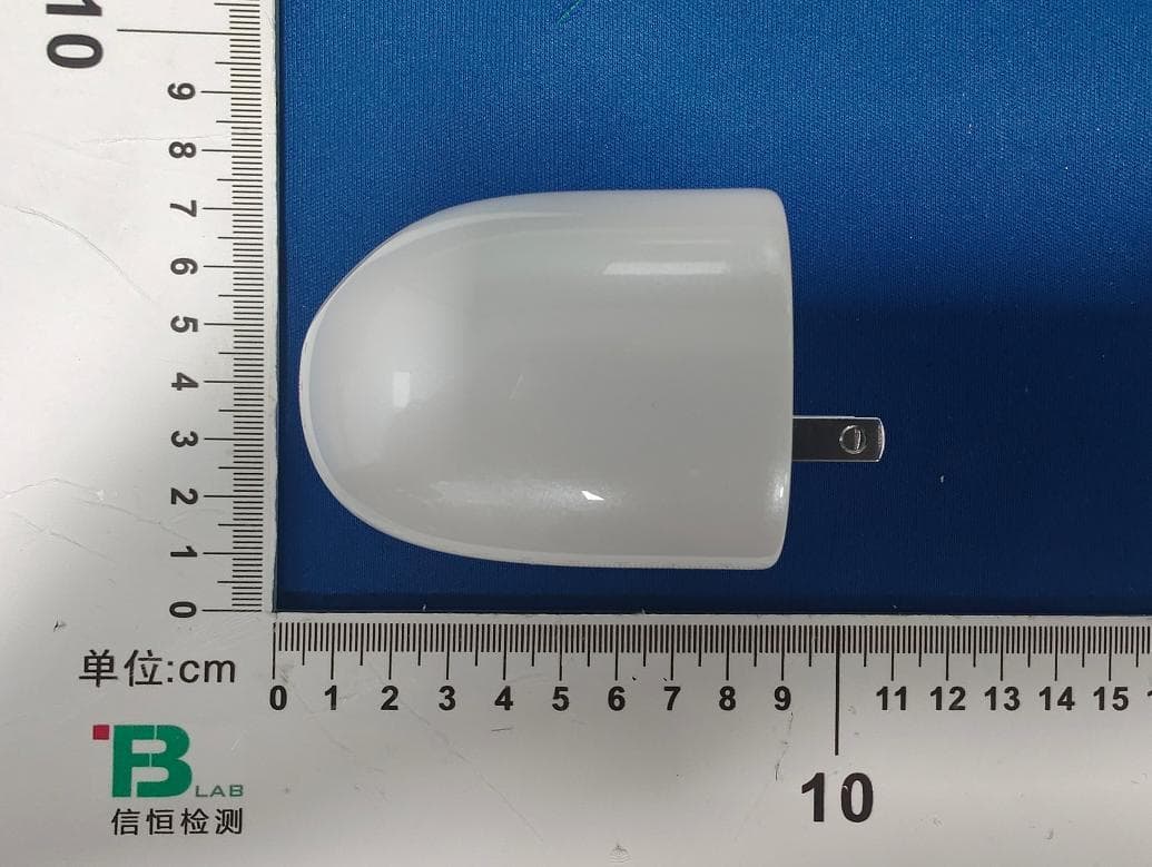 Charger - FCC ID 2AN4Y-CQ33 - SHENZHEN TORRAS TECHNOLOGY CO.,LTD. (2)