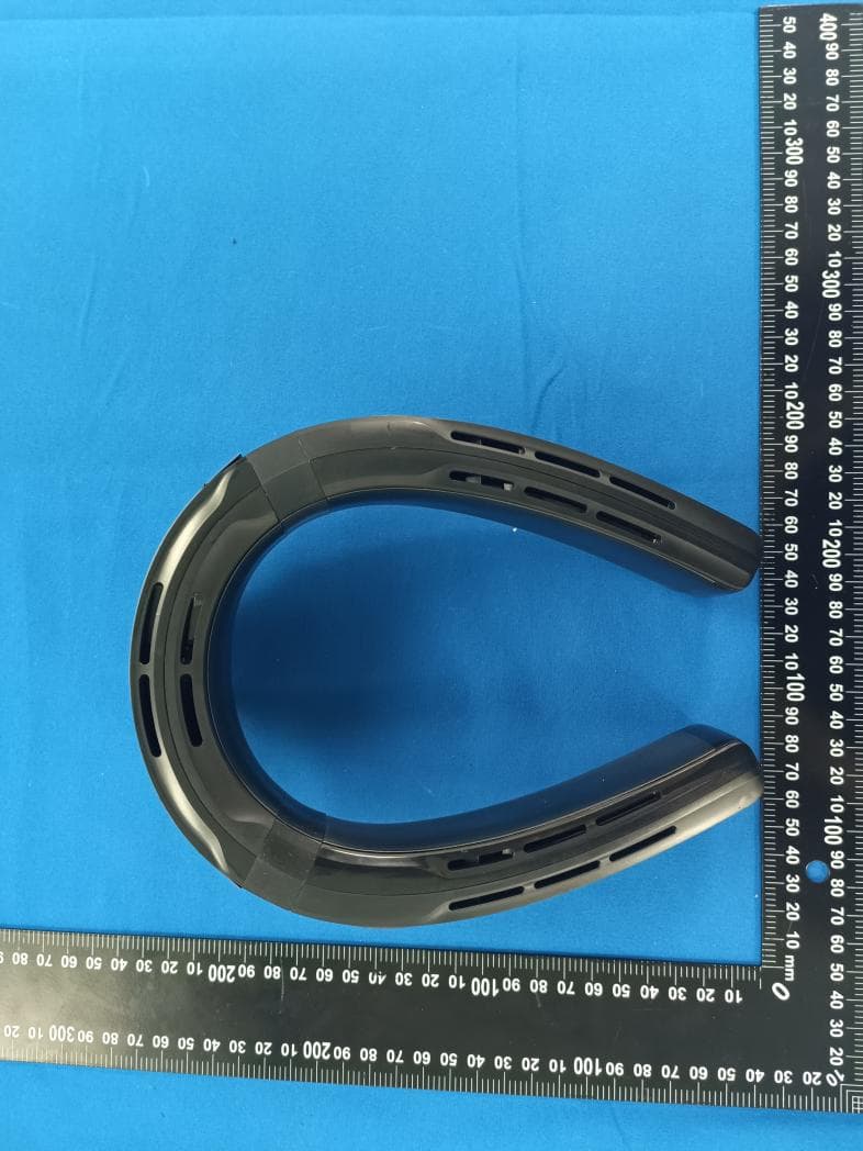 Wearable Air Conditioner - FCC ID 2AN4Y-FG6 - SHENZHEN TORRAS TECHNOLOGY CO.,LTD.