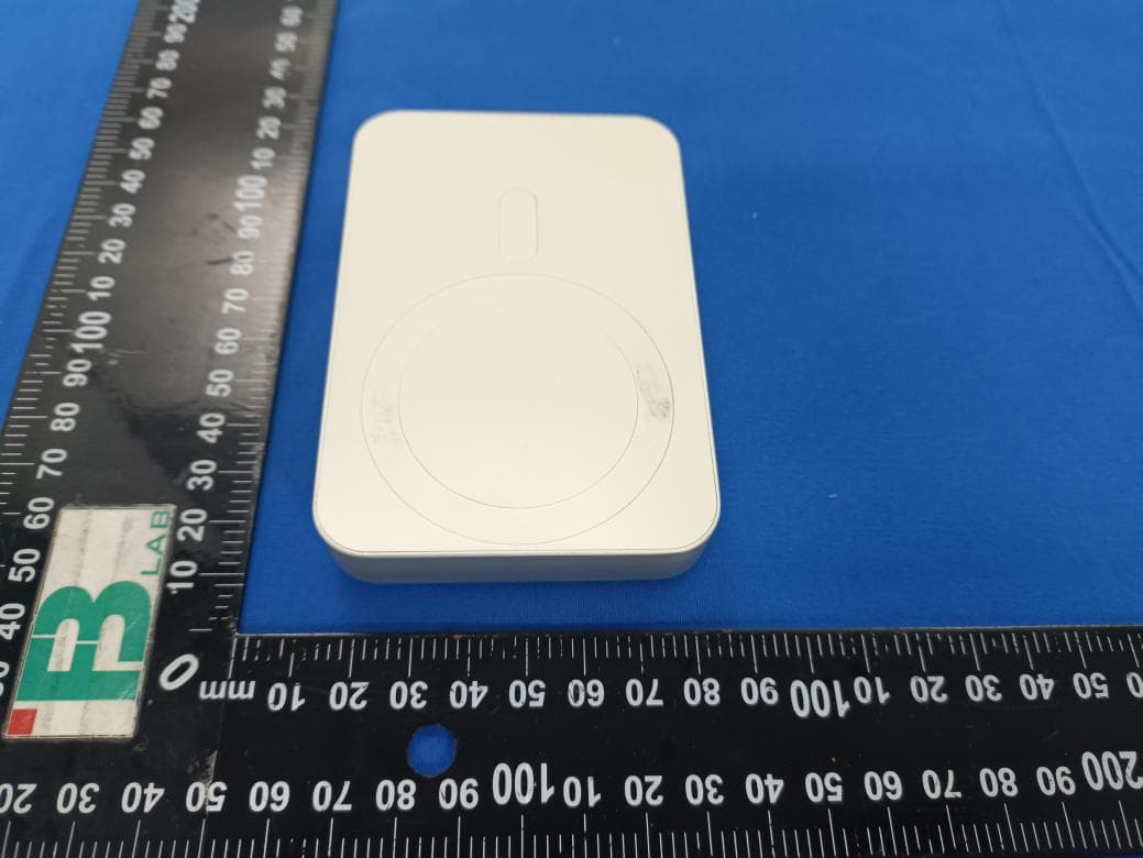 Power Bank - FCC ID 2AN4Y-PB-P101-01 - SHENZHEN TORRAS TECHNOLOGY CO.,LTD. (4)