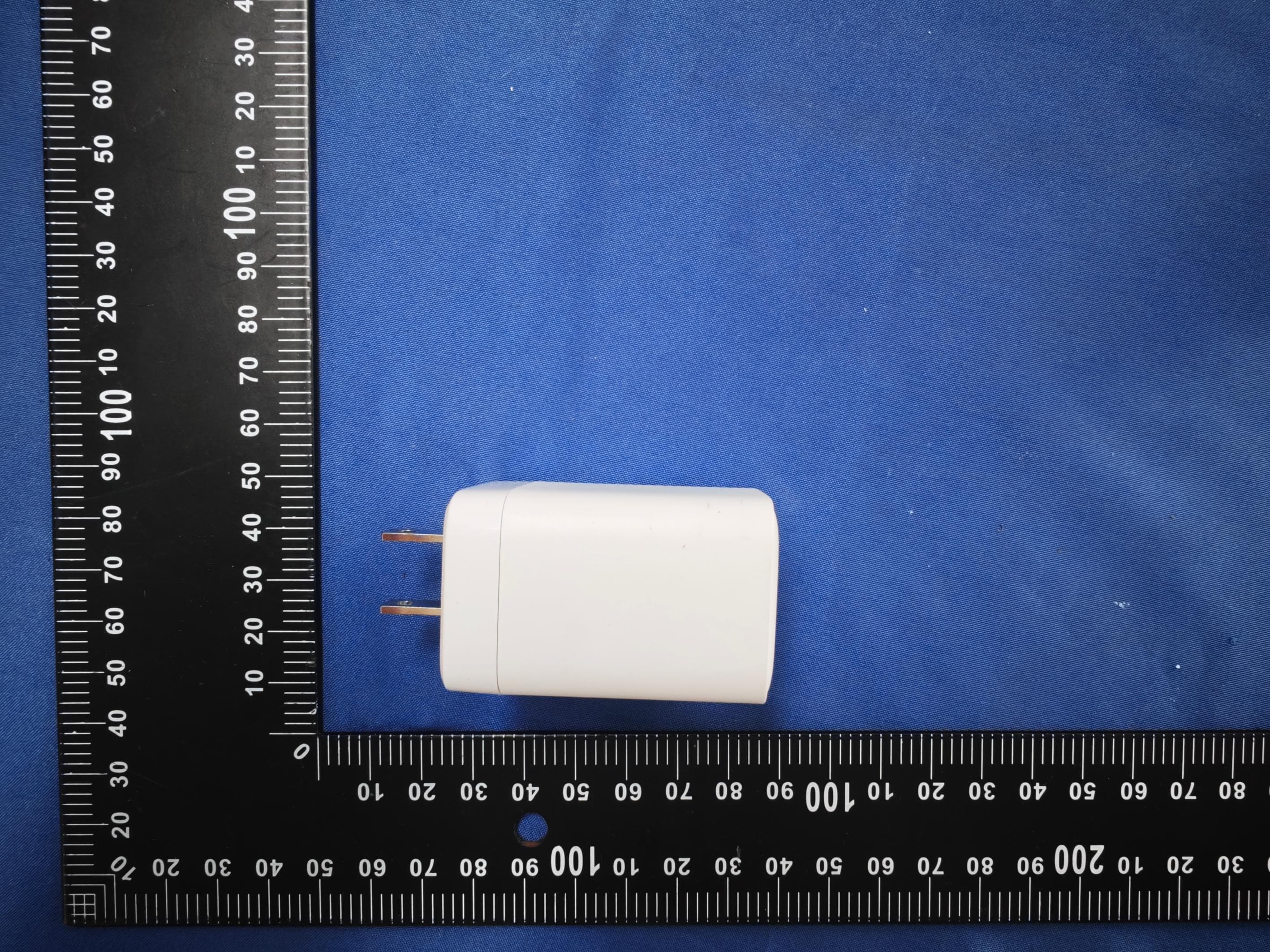 3-in-1 Wireless Charger - FCC ID 2AN4Y-WX11 - SHENZHEN TORRAS TECHNOLOGY CO.,LTD.
