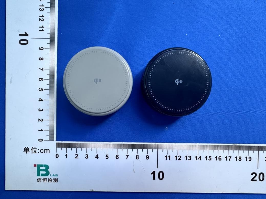 Ostand Wireless Charger - FCC ID 2AN4Y-WX3 - SHENZHEN TORRAS TECHNOLOGY CO.,LTD. (2)