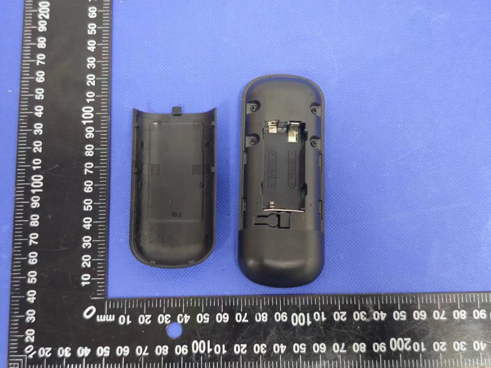 ceiling fan remote - FCC ID 2AN5T-99198 - HEFEI HOVEYKING ELECTRONICS CO.,LTD.