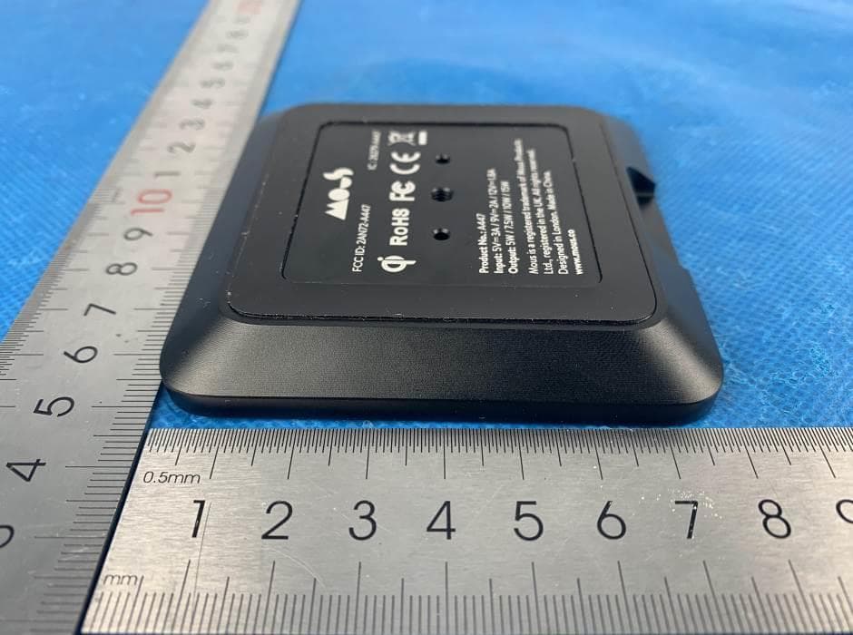 WIRELESS CHARGER PAD - FCC ID 2AN72-A447 - Mous Products Limited (5)