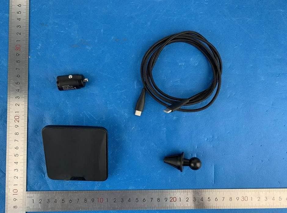 WIRELESS CAR CHARGER - FCC ID 2AN72-A448 - Mous Products Limited
