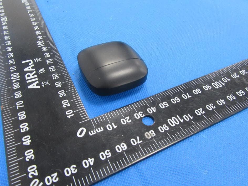 TWS Earbuds - FCC ID 2AN8F573-M3012 - Shenzhen Mossloo Industrial Co.,Ltd (2)