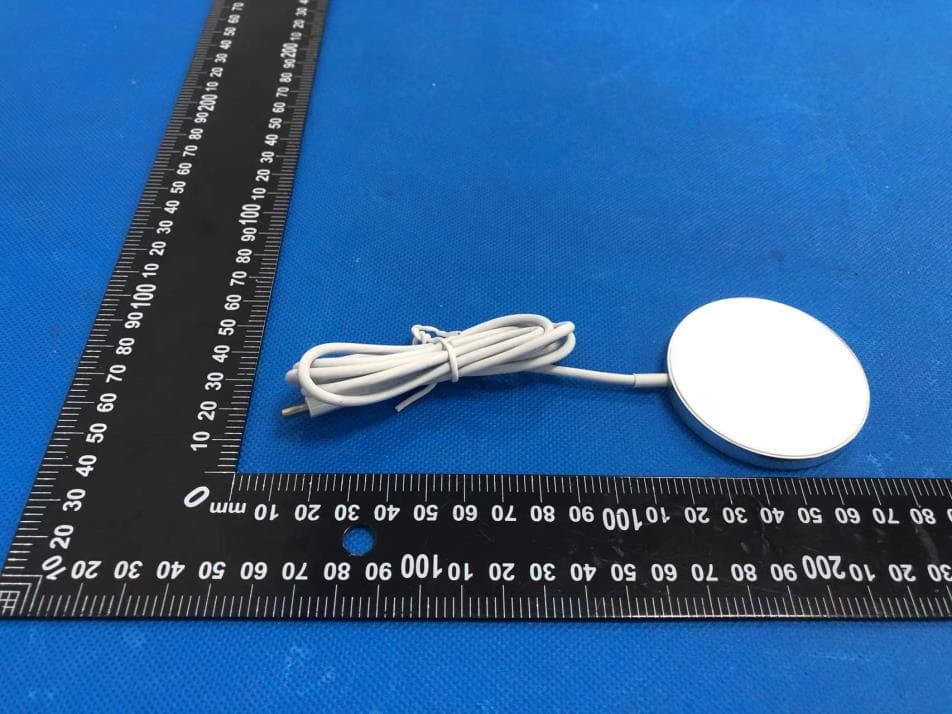 Fast Wireless Charger - FCC ID 2AN8FM1029-A - Shenzhen Mossloo Industrial Co.,Ltd (4)