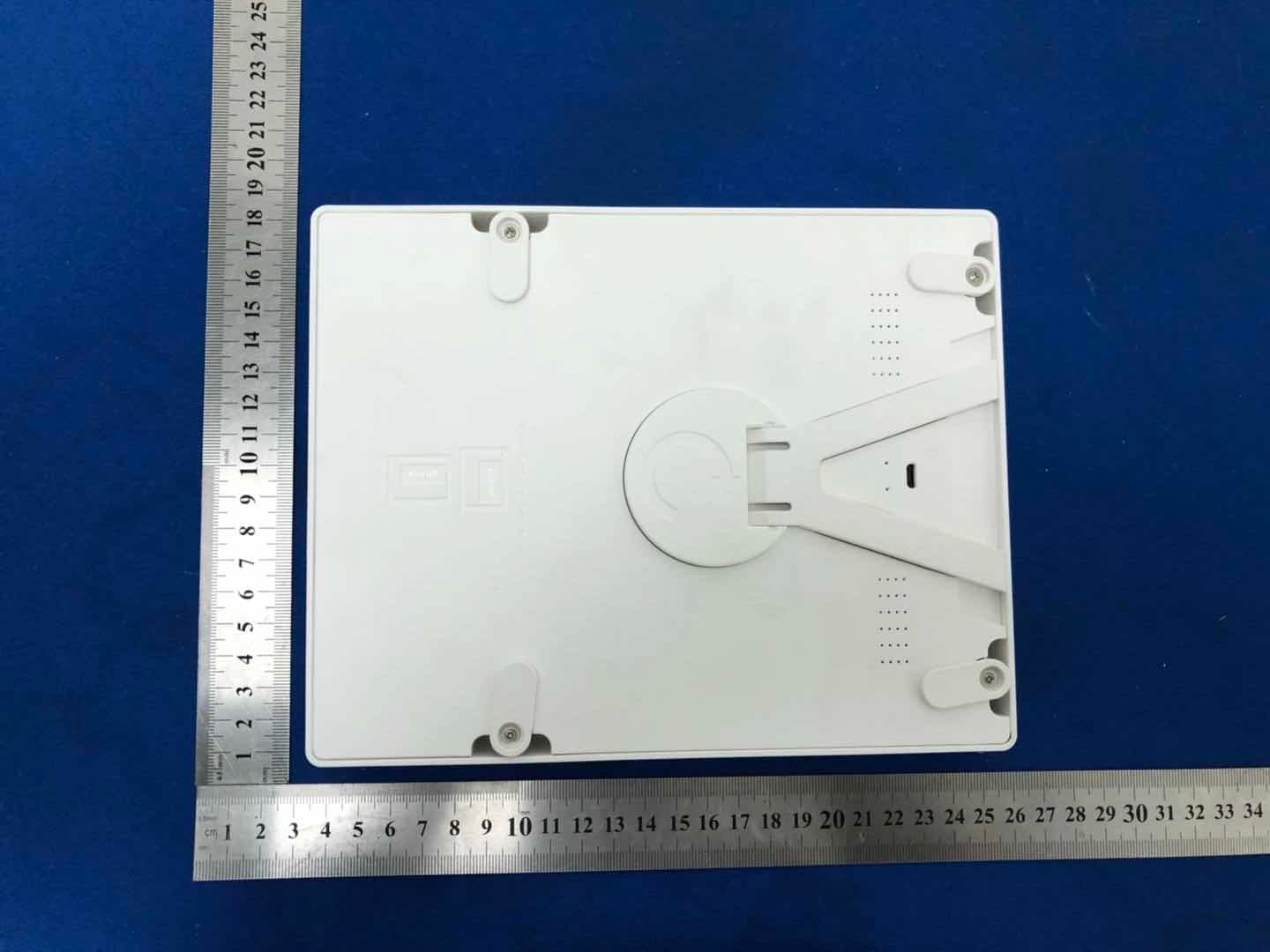Photo Frame Wireless Charger - FCC ID 2AN8FMSL-W6012Q - Shenzhen Mossloo Industrial Co.,Ltd