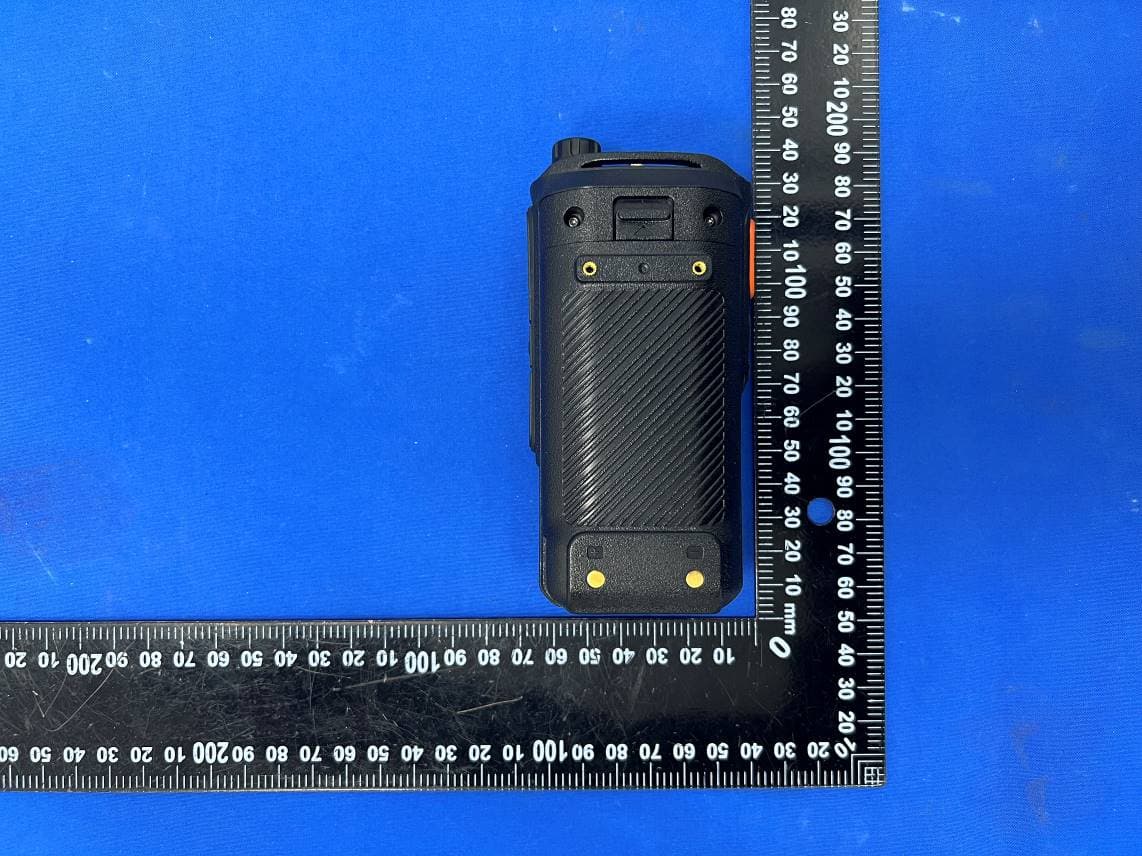 Dual-Mode PoC Radio - FCC ID 2AN96PO26801 - Quanzhou Feijie Electron Co., Ltd (4)