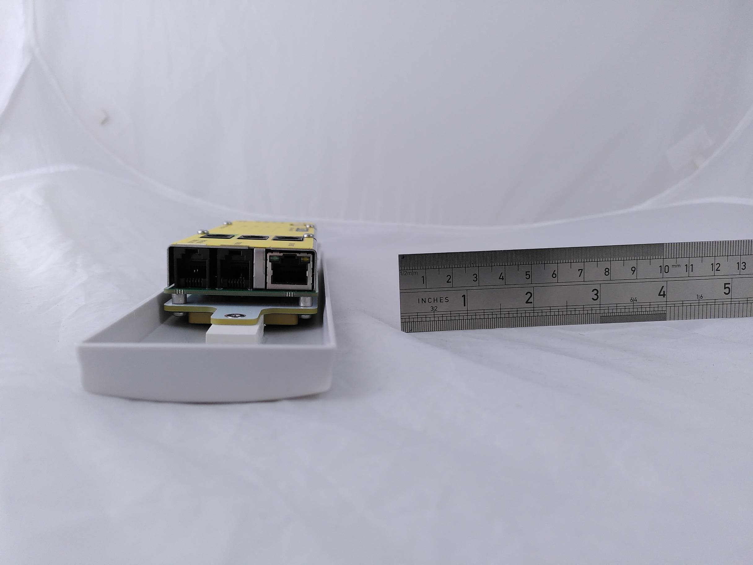 LotTrack Controller G4 - FCC ID 2ANAA-LTCONTROLG4 - Intellion AG (5)