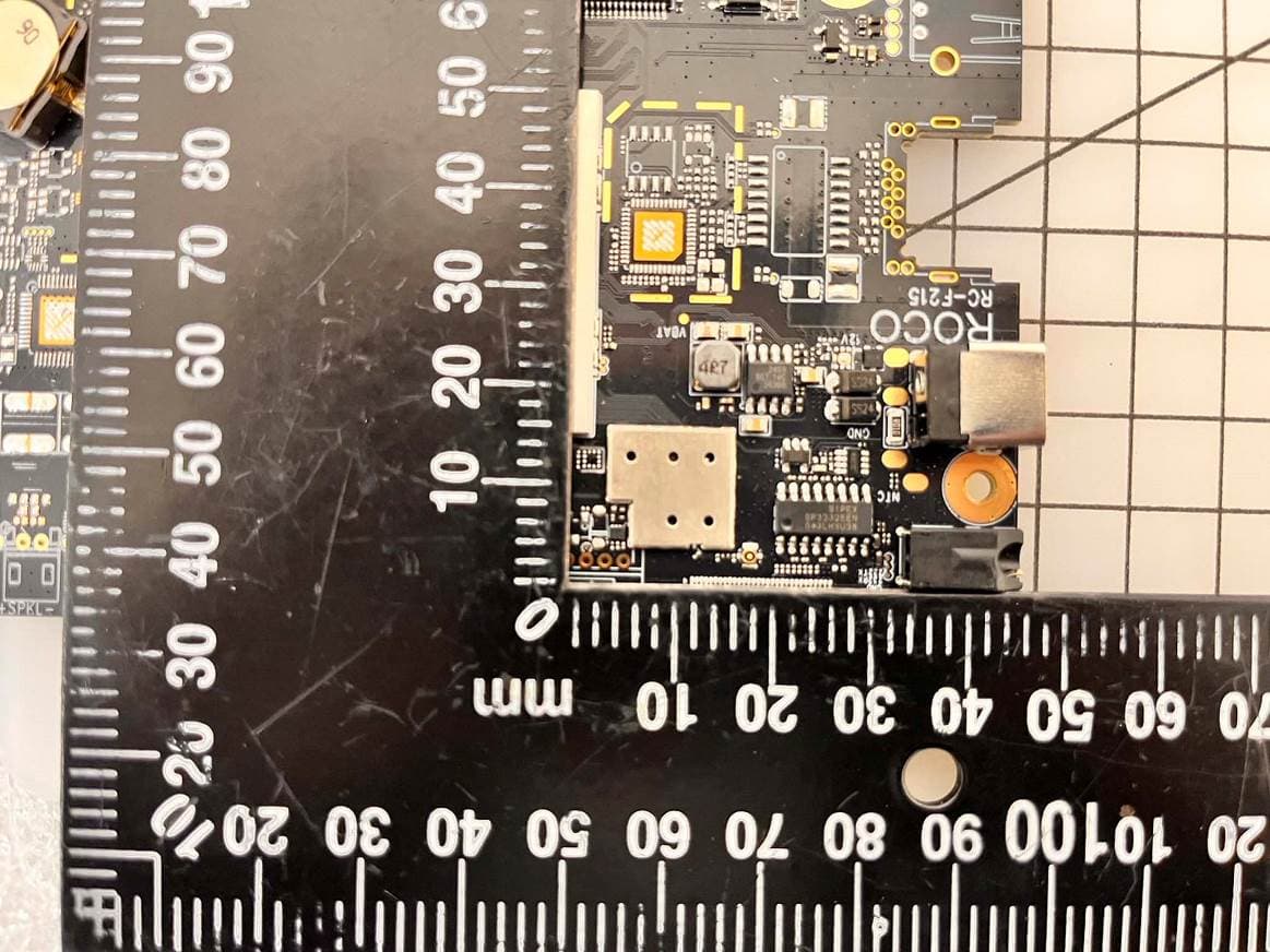 Function board - FCC ID 2ANCG-F215U - CoreStar Co., Ltd (2)