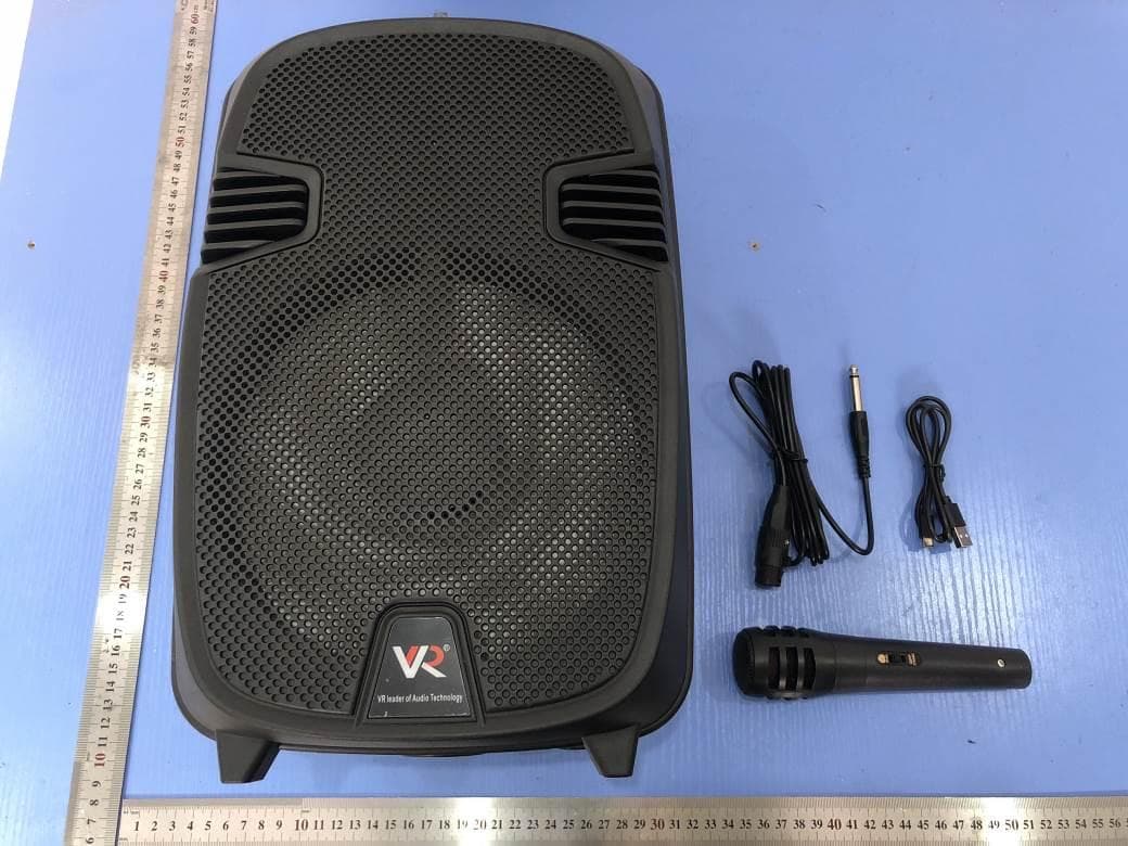 BASS4 Wireless Speaker with Handle - FCC ID 2AND8-242BA - CJ Global Inc.