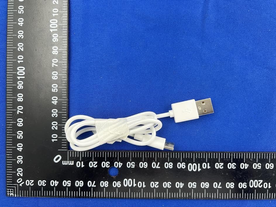 Wireless follow sensor with UWB and Bluetooth - FCC ID 2ANDF-WFSMAIN - Adept Industries Limited