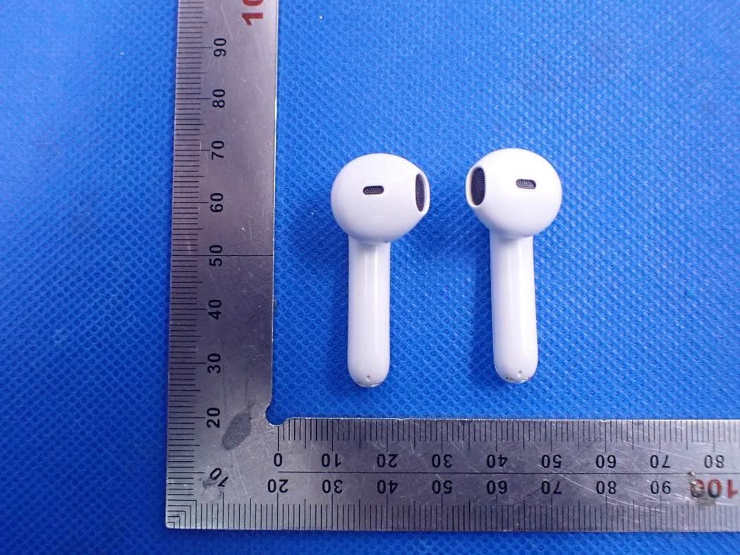 Bluetooth cheero Wireless Earphones Light Style 2 - FCC ID 2ANEUCHE-632 - Tra Company Ltd (2)