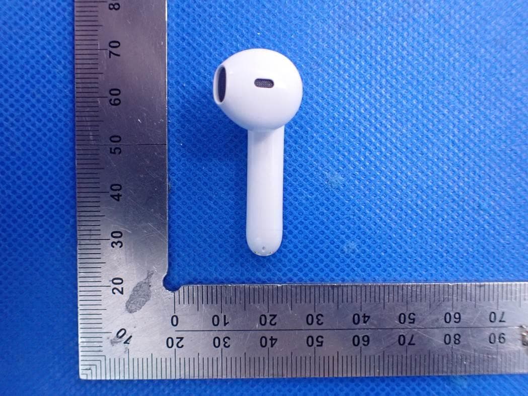Bluetooth cheero Wireless Earphones Light Style 2 - FCC ID 2ANEUCHE-632 - Tra Company Ltd