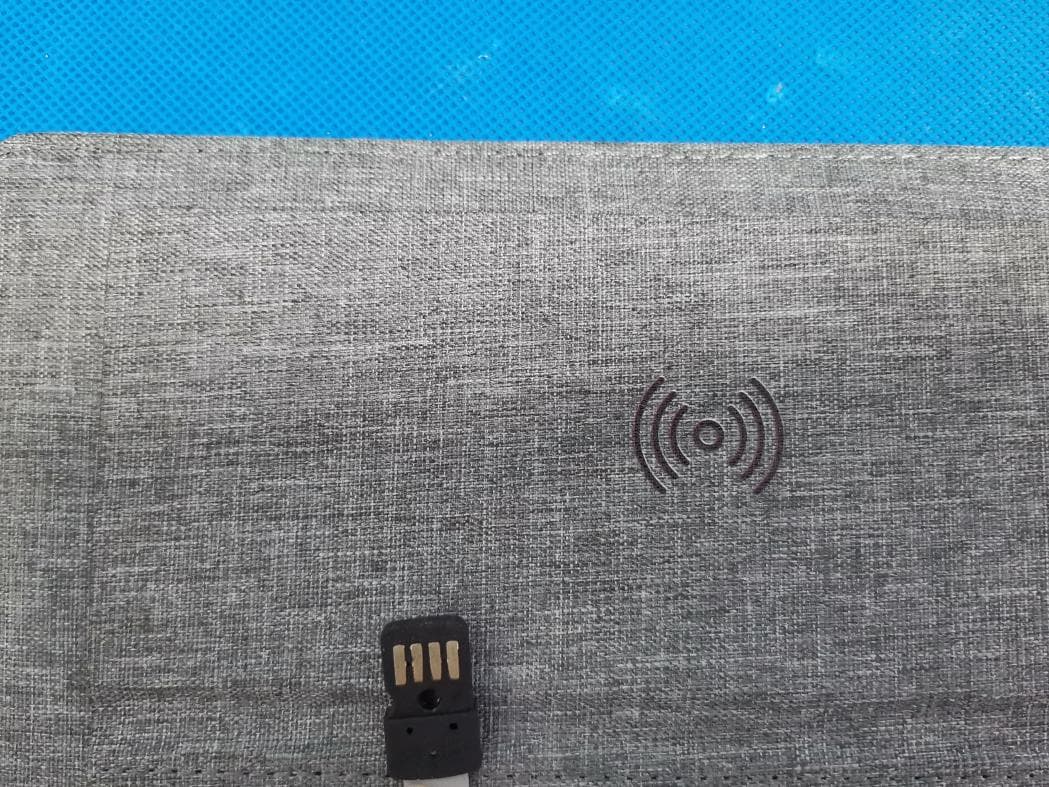 Reclaim RPET 5000mAh Wireless Charging Writing Pad - FCC ID 2ANFN0911-14 - Anhui Inno-Sign International Co.,Ltd