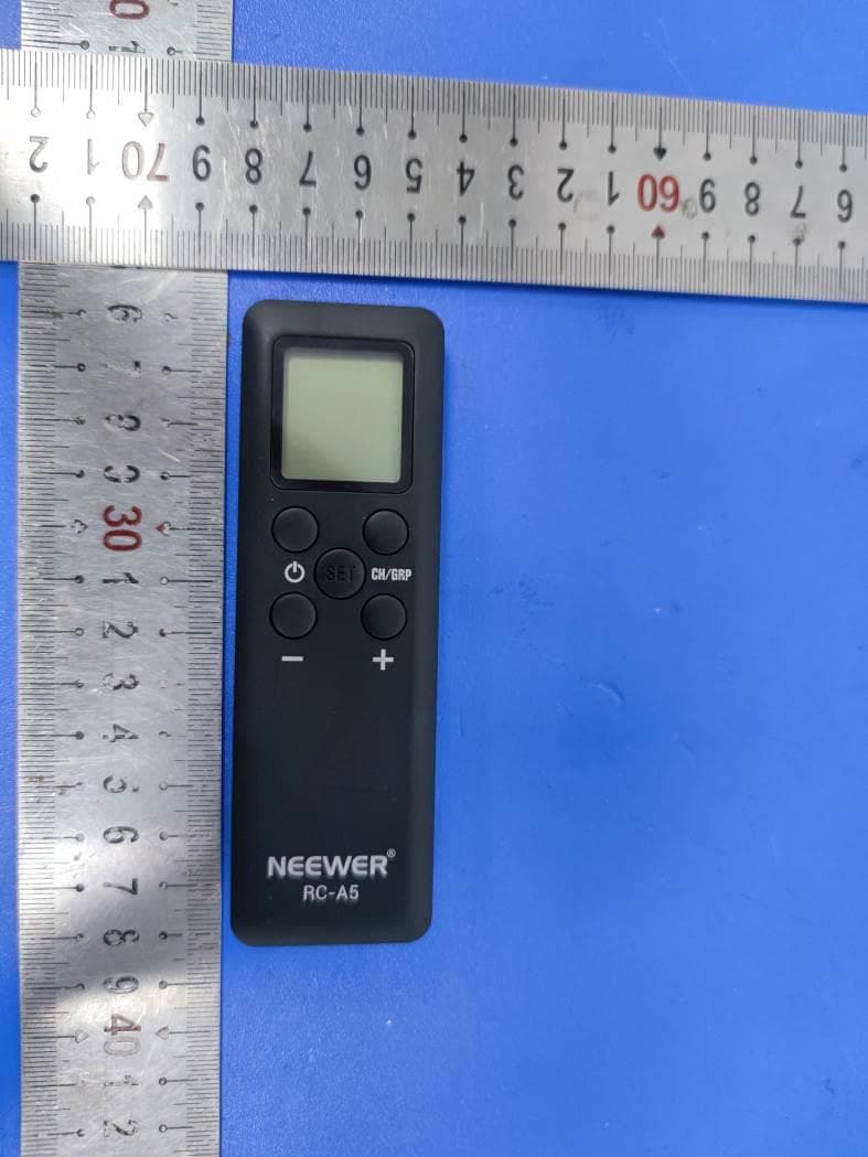 Remote Control - FCC ID 2ANIV-RC-A5 - Shenzhen Neewer Technology Co., Ltd (2)