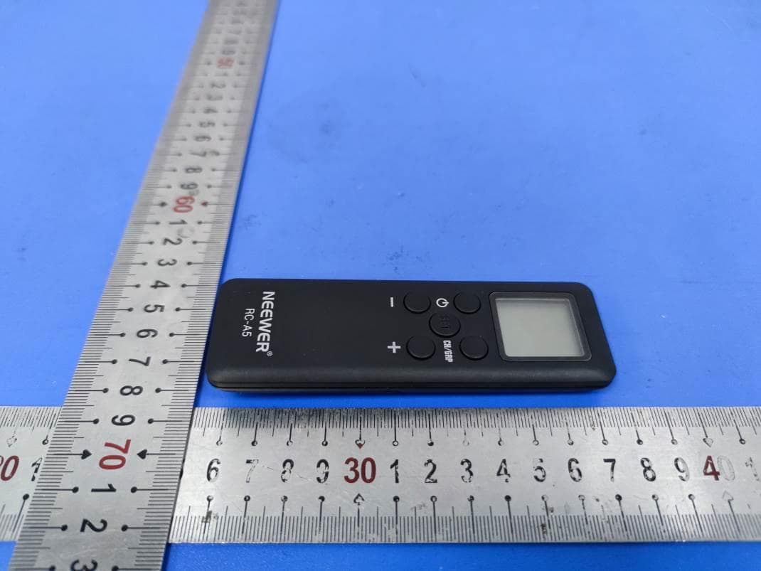 Remote Control - FCC ID 2ANIV-RC-A5 - Shenzhen Neewer Technology Co., Ltd (3)