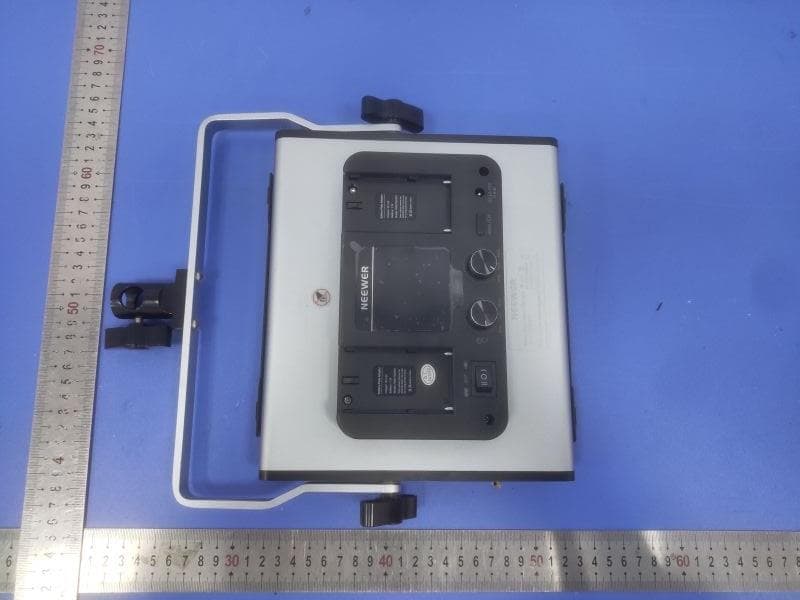 RGB LED Photography Video Light with Bluetooth - FCC ID 2ANIV-RGB660 - Shenzhen Neewer Technology Co., Ltd (4)