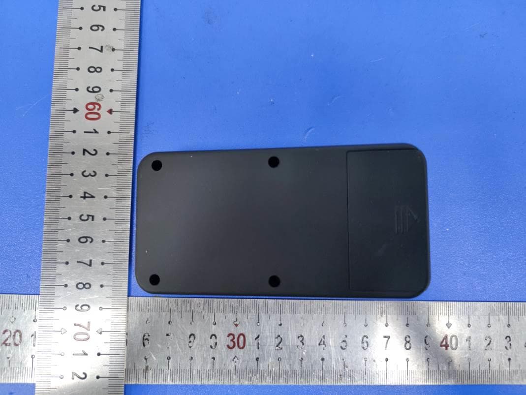 2.4G Wireless Remote Control - FCC ID 2ANIV-RT-102 - Shenzhen Neewer Technology Co., Ltd