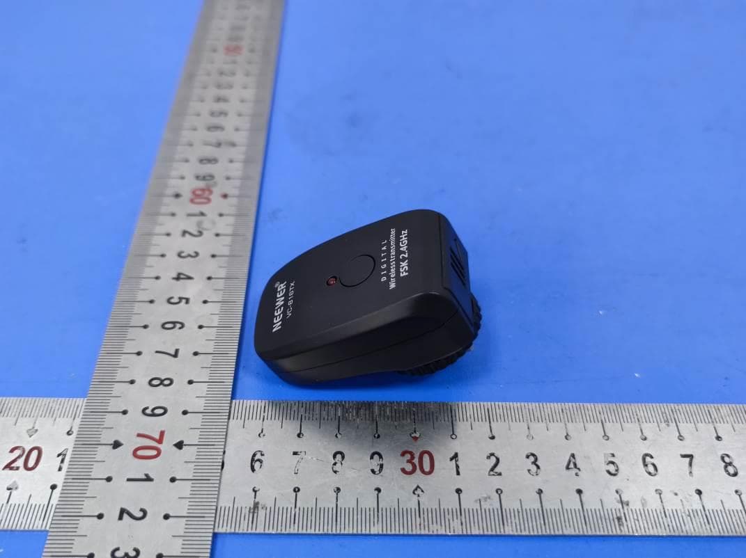 RADIO TRANSMITTER - FCC ID 2ANIV-VC-816TX - Shenzhen Neewer Technology Co., Ltd (4)