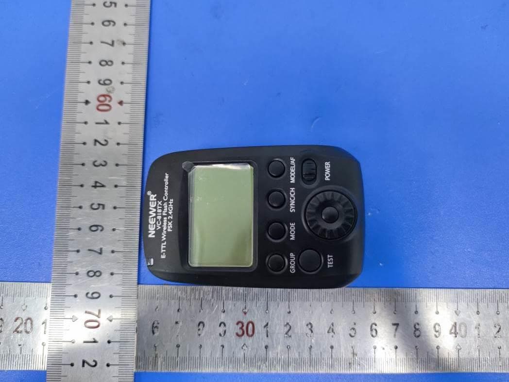 RADIO TRANSMITTER - FCC ID 2ANIV-VC-818TX - Shenzhen Neewer Technology Co., Ltd (2)