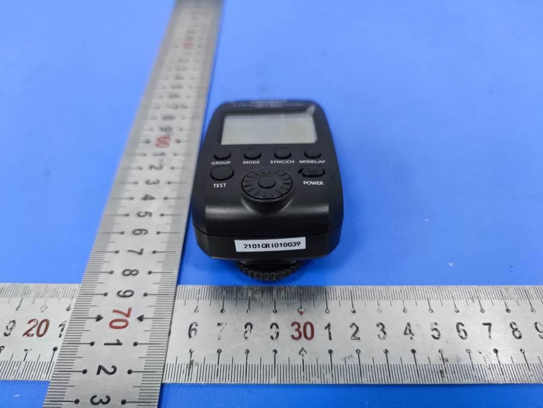 RADIO TRANSMITTER - FCC ID 2ANIV-VC-818TX - Shenzhen Neewer Technology Co., Ltd (5)