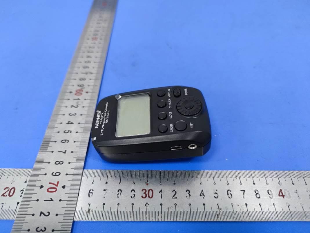 RADIO TRANSMITTER - FCC ID 2ANIV-VC-818TX - Shenzhen Neewer Technology Co., Ltd (3)