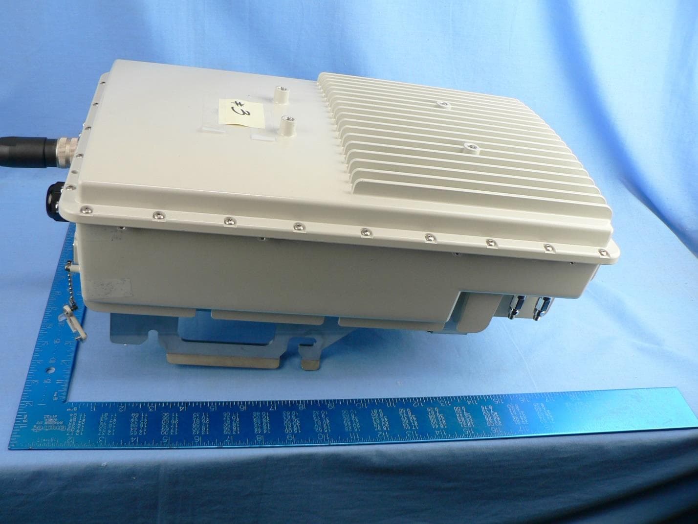 LTE Self Backhaul Relay - FCC ID 2ANJ3-KR5192 - Kumu Networks (4)