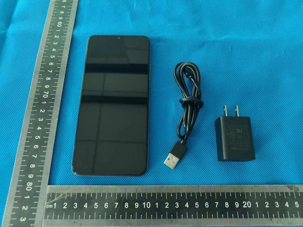 Smart Phone - FCC ID 2ANMU-C51 - SHENZHEN YUNJI INTELLIGENT TECHNOLOGY CO.,LTD (2)
