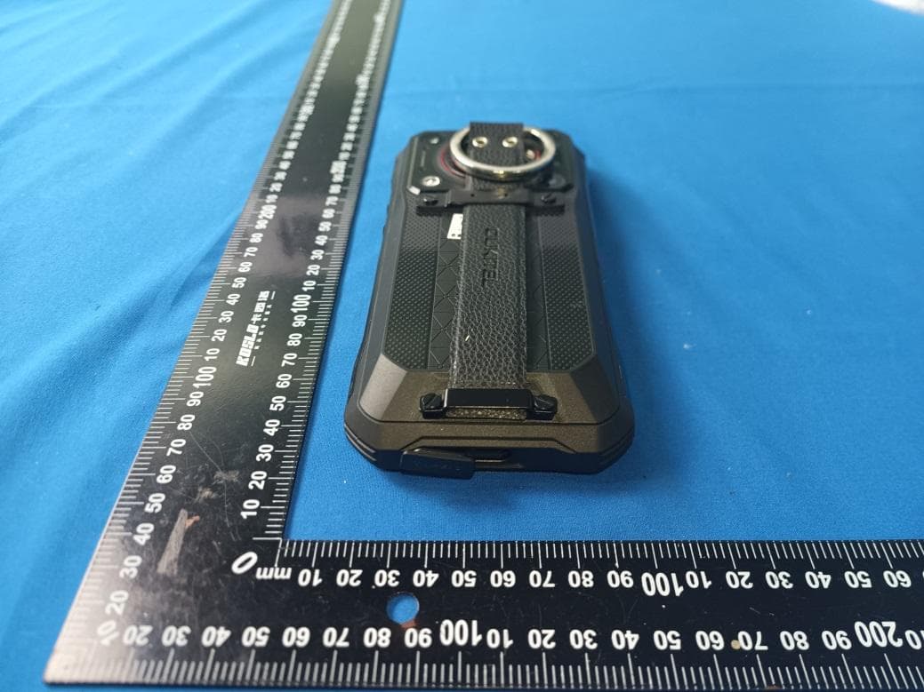 Smart Phone - FCC ID 2ANMU-WP33PRO - SHENZHEN YUNJI INTELLIGENT TECHNOLOGY CO.,LTD (5)