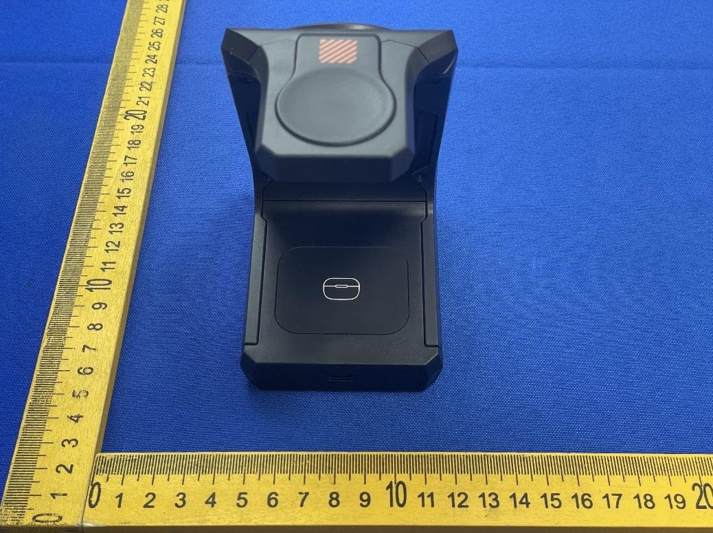 Wireless Charging Station - FCC ID 2ANOA-T21 - Shenzhen Tengsai Technology Co.,Ltd (2)
