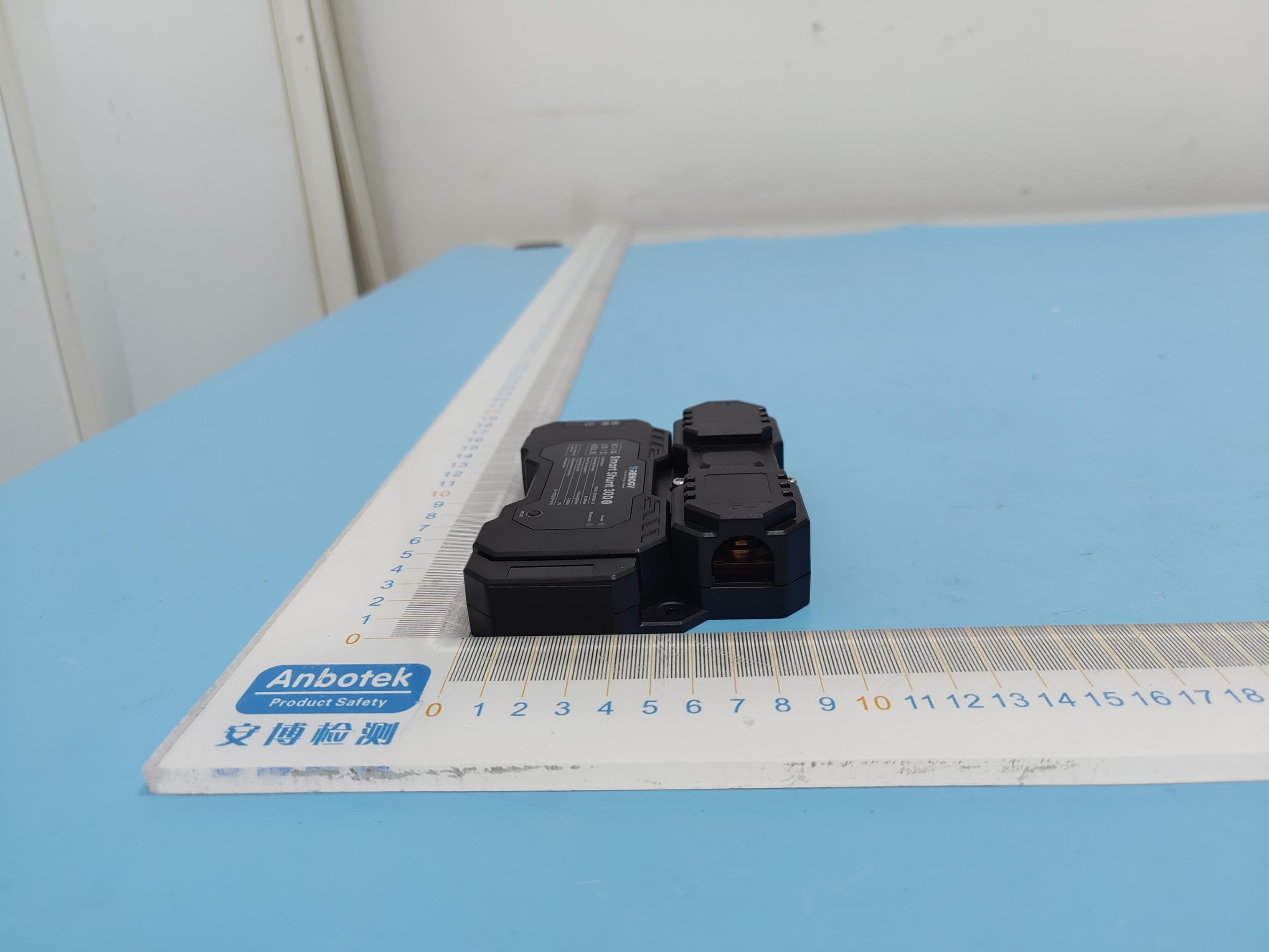 Smart Shunt 300 - FCC ID 2ANPB-A101 - RNG International Inc. (5)