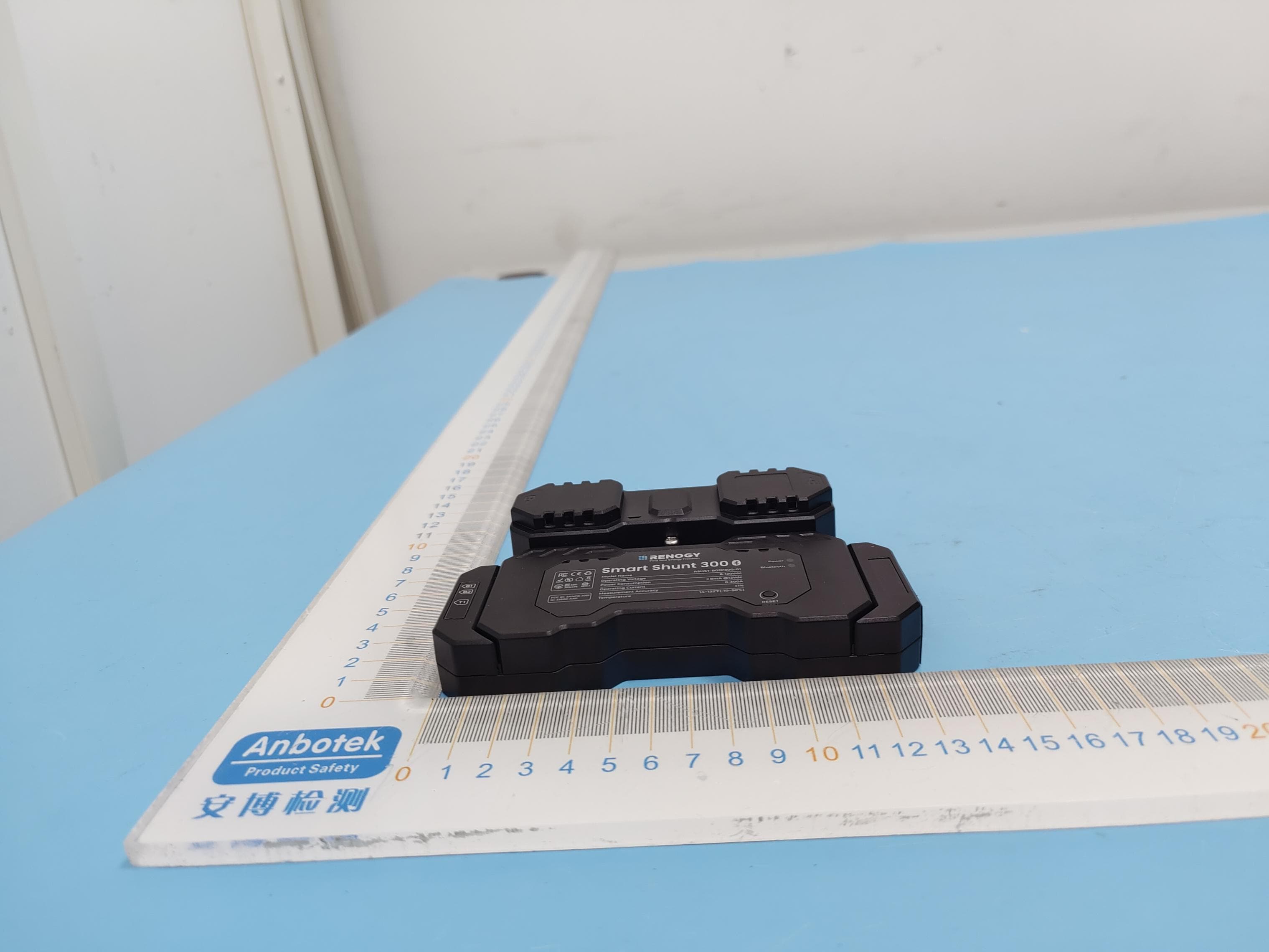 Smart Shunt 300 - FCC ID 2ANPB-A101 - RNG International Inc. (4)