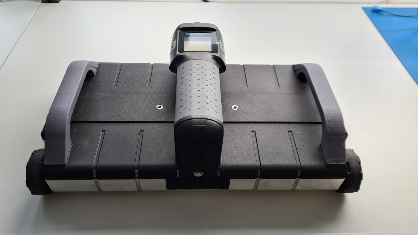 GPR Proceq GP8100 - FCC ID 2ANPE-GP8100 - Screening Eagle USA, Inc. (2)
