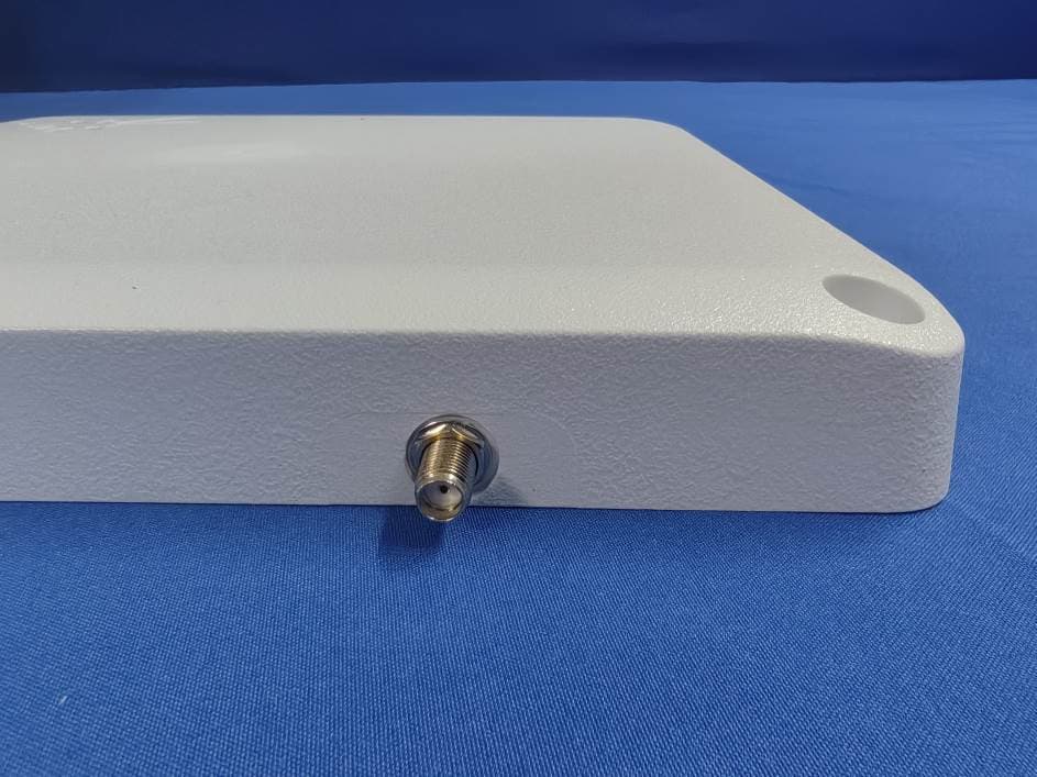 UHF RFID reader - FCC ID 2ANPR-SAE3 - SensThys, Inc.