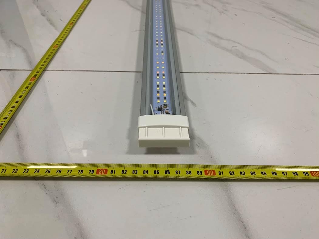 Aquarium Luminaire - FCC ID 2ANPT-A13297 - Rolf C. Hagen Inc (4)