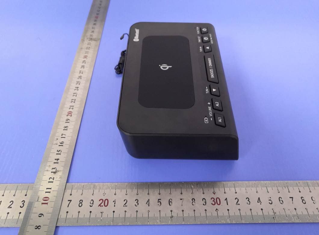 Alarm clock - FCC ID 2ANQF-TYWCR10 - WEI SHENG TECHNOLOGY LTD. (3)