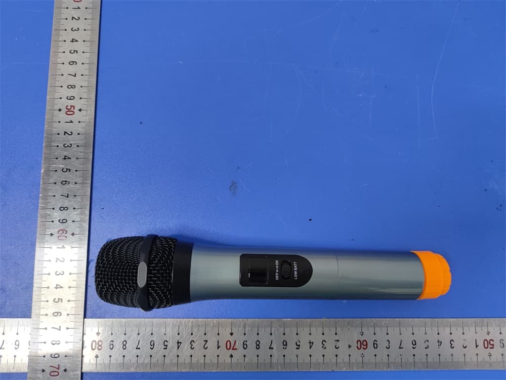 Wireless Microphone - FCC ID 2ANTE-FIFINEMIC04 - ShenZhen XUNWEIJIA Technology Development LTD