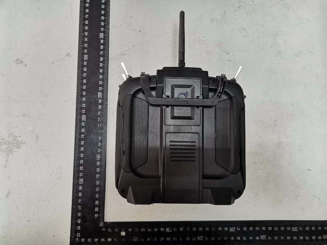 Remote control - FCC ID 2ANTI-T18 - Changzhou Smoothies Electronics Co., Ltd. (4)