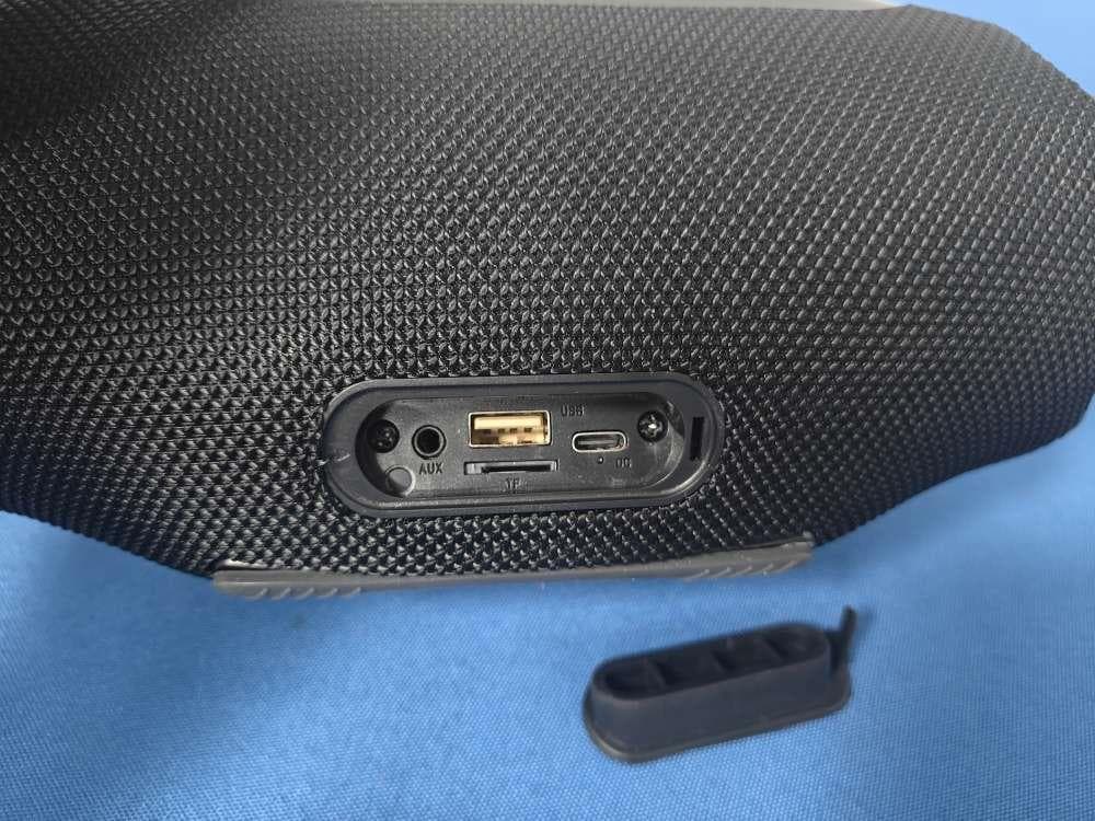 Outdoor Wireless Speaker - FCC ID 2ANVR-A182 - Henan Jiayinmei Electronics Co.,Ltd