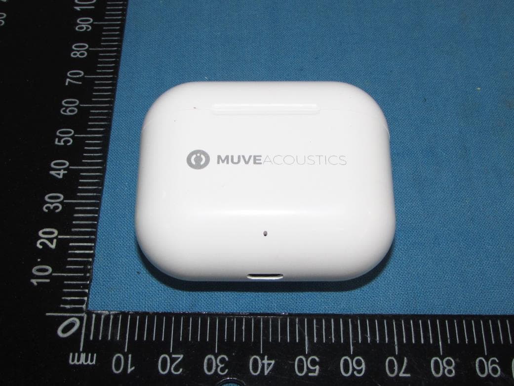 True wireless Earphones - FCC ID 2ANVW-MA-3000 - Zeeva Electronics Private Limited (3)