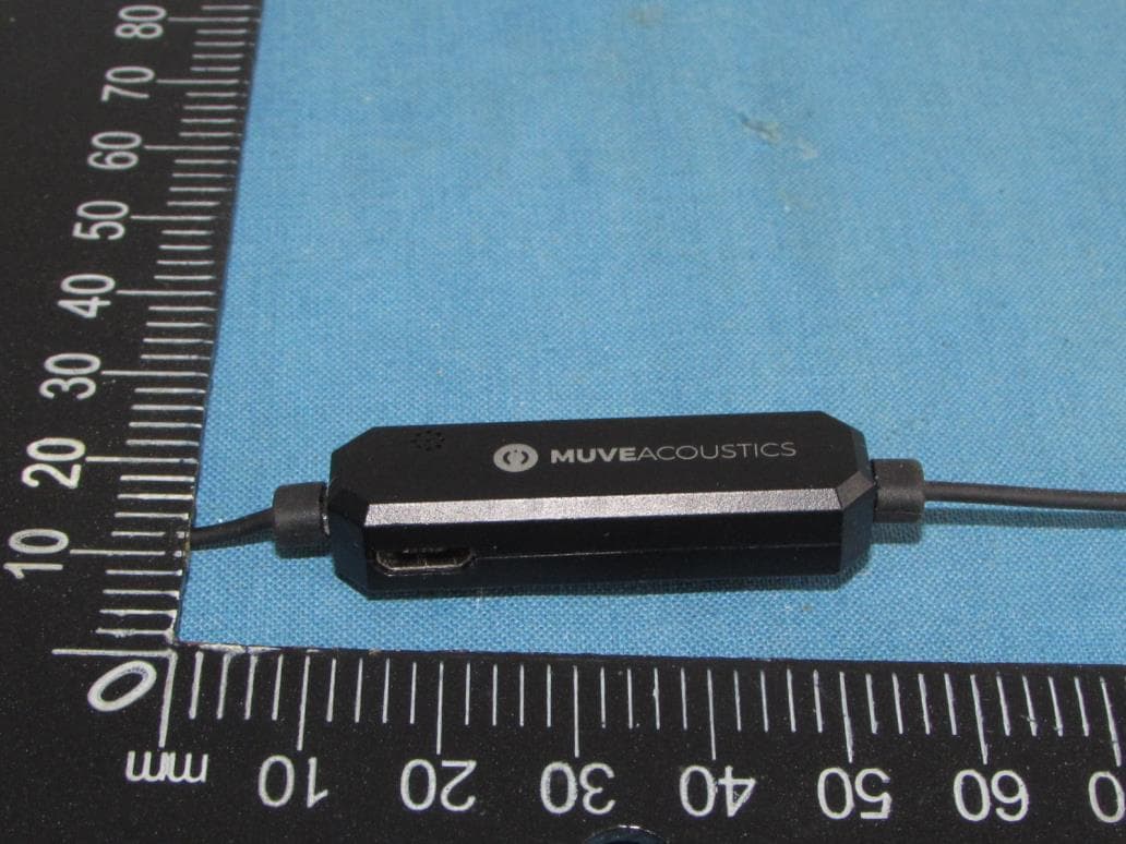 Bluetooth Earphones - FCC ID 2ANVW-MA1020 - Zeeva Electronics Private Limited (2)