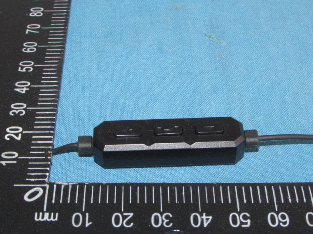 Bluetooth Earphones - FCC ID 2ANVW-MA1020 - Zeeva Electronics Private Limited