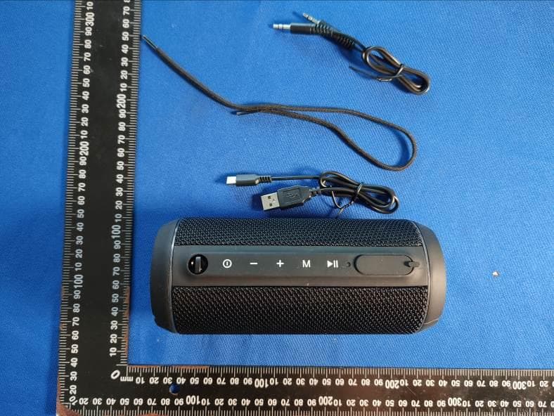 PORTABLE BLUETOOTH SPEAKER - FCC ID 2ANXIS08BT508 - Comson (Shenzhen) Electronic Technology Co.,Ltd. (3)