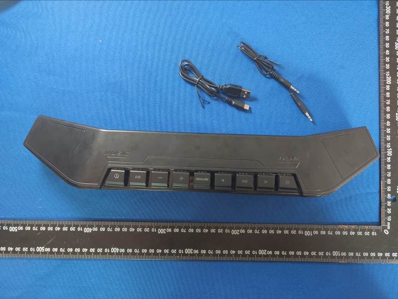 Soundbar Bluetooth Speaker - FCC ID 2ANXIS10BT418 - Comson (Shenzhen) Electronic Technology Co.,Ltd.