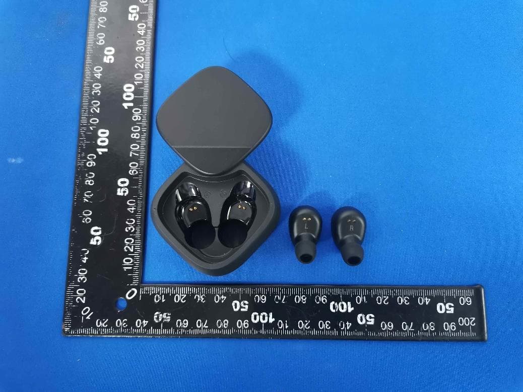 True Wireless Earphones - FCC ID 2ANYH-BT0C4 - Shenzhen Muke Technology Co.,Ltd