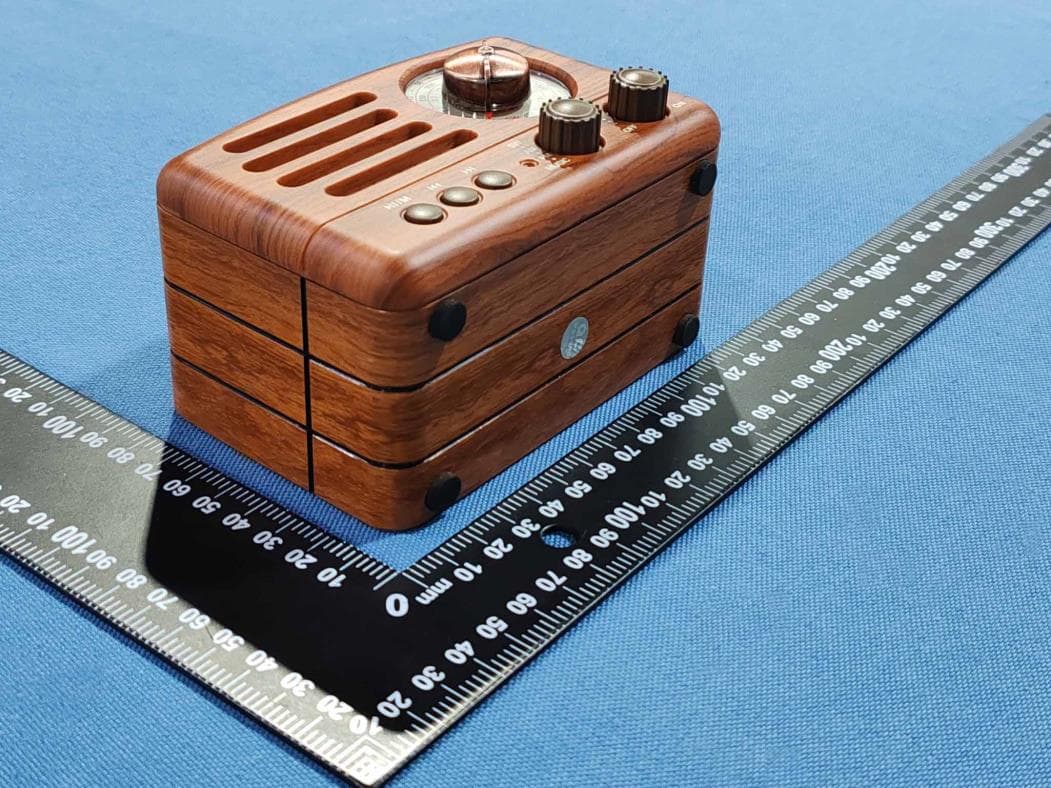 Portable Wireless Radio - FCC ID 2AO23-BTSP22 - Chug, Inc. (2)